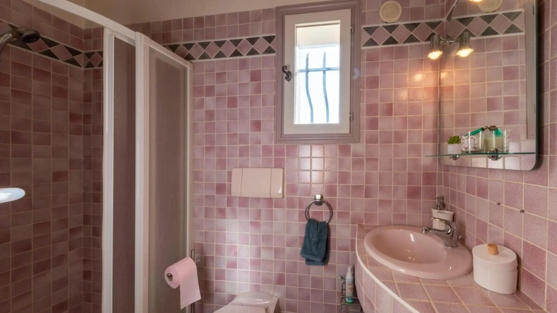 06C-Villa For 8 Persons With Pool Near Nice Tourrette-Levens 0*,  France